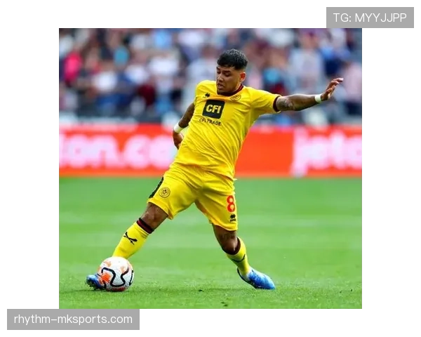 英超焦点战：拖拉机队强势崛起，豪取连胜展现争冠实力