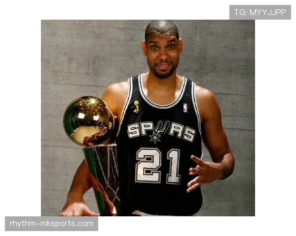 邓肯内线高效防守拉开马刺篮板控制差距显著提升